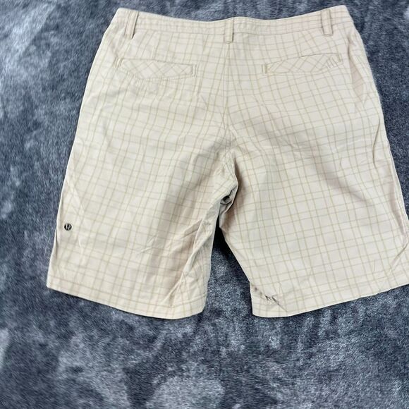 Lululemon Plaid Chino Golf Shorts Men's 38 10.5" Inseam Beige Nylon Spandex - Picture 7 of 11